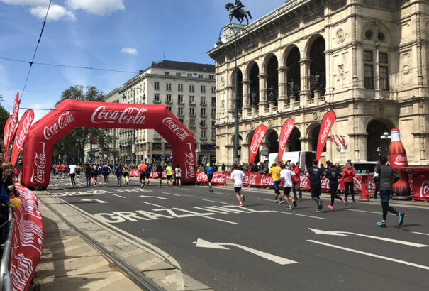 Maratoni futóverseny az osztrák fővárosban – képriport