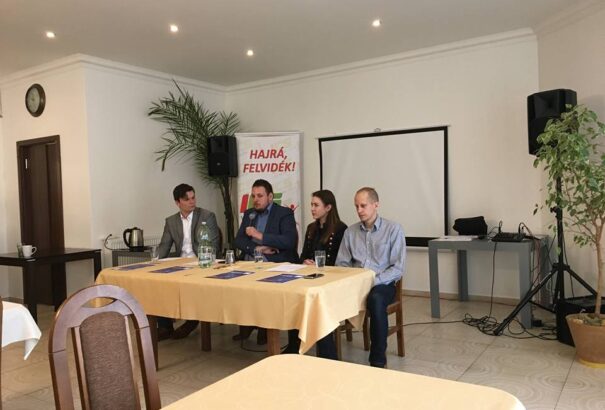 V4-konferencia Felsőszeliben