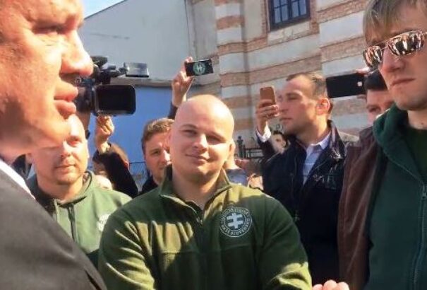 Amikor az államfő és Marian Kotleba fasisztái „véletlenül” találkoznak – Videó