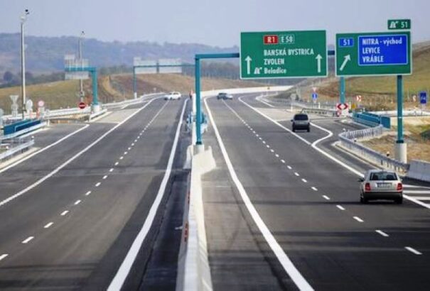 MKP: Érsek Árpád módosítsa az R7-es és R3-as nyomvonalát a magyarlakta régiók érdekeinek megfelelően