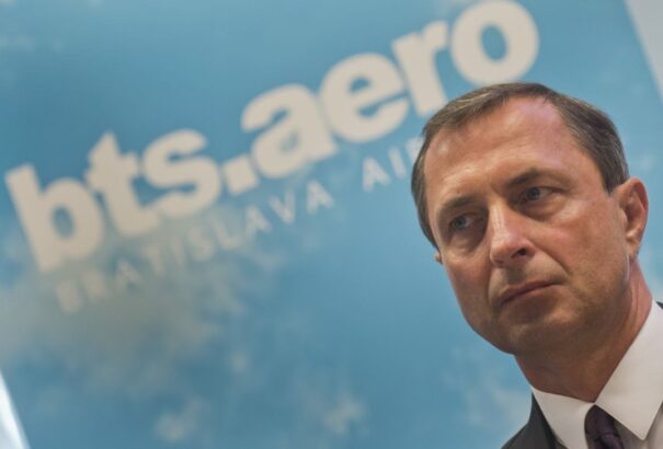 Érsek leváltotta a pozsonyi reptér igazgatóját