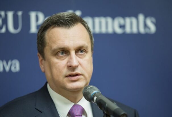 Danko visszavonulót fújt