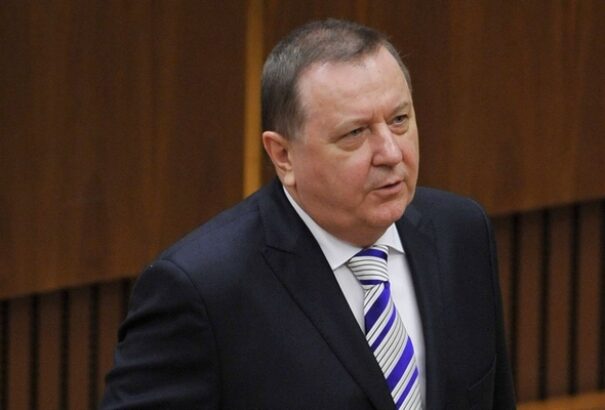 108 ezer eurós bírságot úszhat meg a Smer képviselője