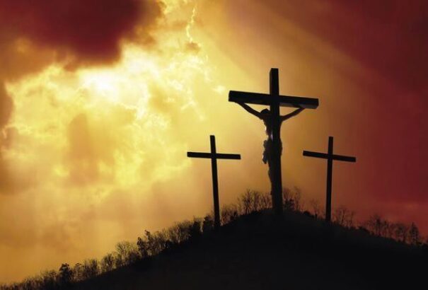 Nagypénteken Jézus kereszthalálára emlékezünk