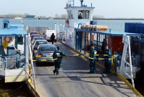 A hidas miniszter és a hídépítési projekt