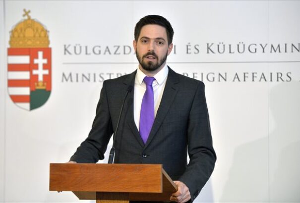 A magyar kormány arra kéri Ukrajnát, hagyjon fel a magyar intézmények vegzálásával