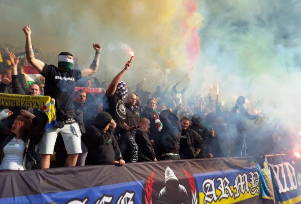 DAC-Slovan 1:0. Teltház előtt áldotta meg Isten a magyarokat (Képek, videók.)