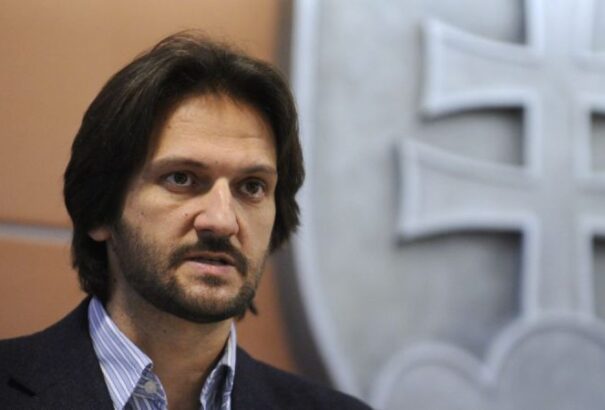 Belügy: Nem az orosz propaganda jelenti a legnagyobb veszélyt