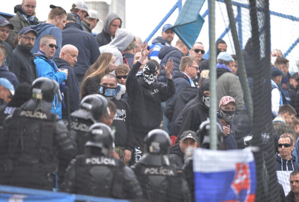 Slovan-szurkoló: Szándékosan bántalmazhattak minket