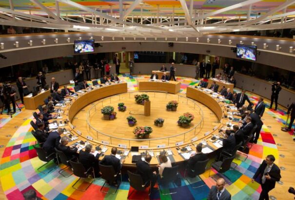 Az uniós csúcson a Brexit, az Európai Néppárt ülésén Magyarország volt a téma szombaton