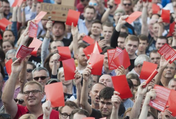 Szlovákia történetének legnagyobb korrupcióellenes tüntetése készül. 10 ezren is jöhetnek