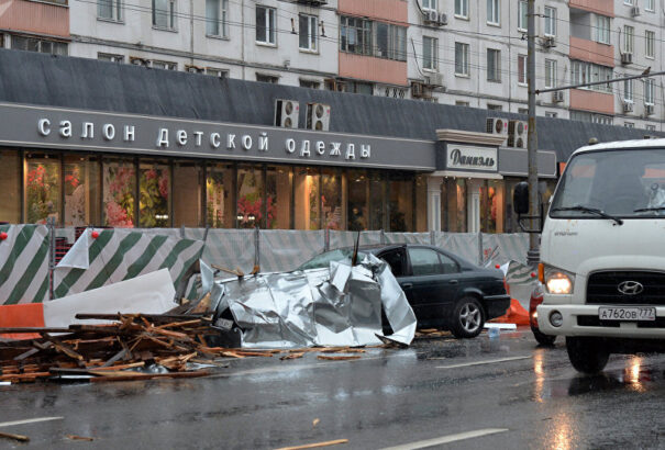 Lecsapott a hurrikán Moszkvára (Videó, képek)