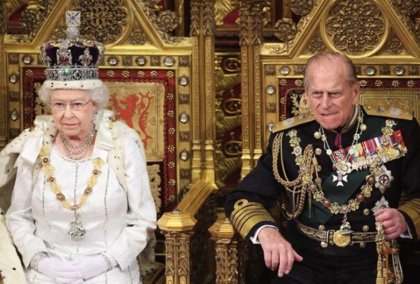 Visszavonul a nyilvánosság elől Fülöp edinburghi herceg