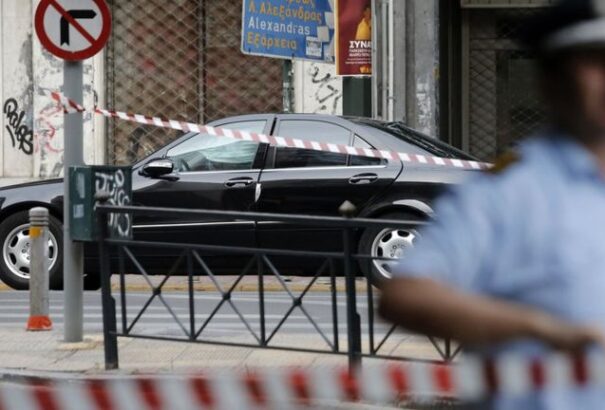 Bombamerénylet a volt görög kormányfő ellen