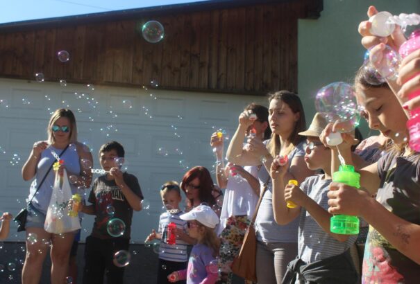 Száll a buborék, száll feléd