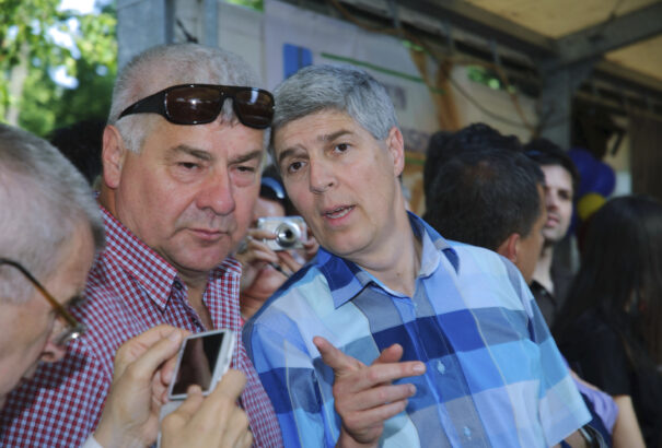 Bugár egy másik szomszédja is adott el telket az államnak