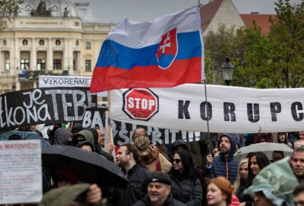 The New York Times: Szlovákiában a fiatalok keresztes háborút folytatnak a korrupció ellen