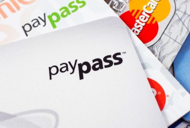 Hamis e-mailek terjednek, amelyekkel a banki ügyfeleket akarják átverni