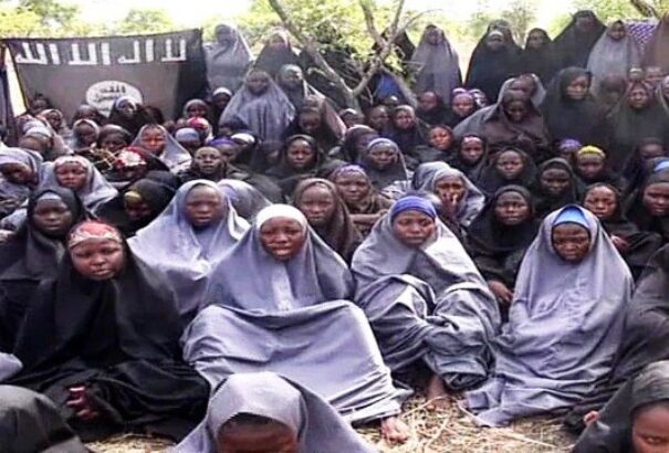 Korábban elrabolt lányokat engedtek szabadon a nigériai radikálisok