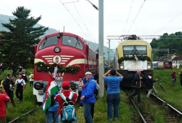 Soltész Miklós: a csíksomlyói búcsú erősíti a román és a magyar nép kapcsolatát