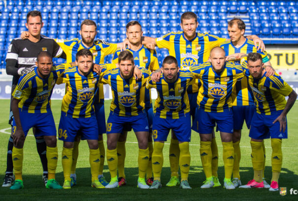 Hat játékos távozik a DAC-tól