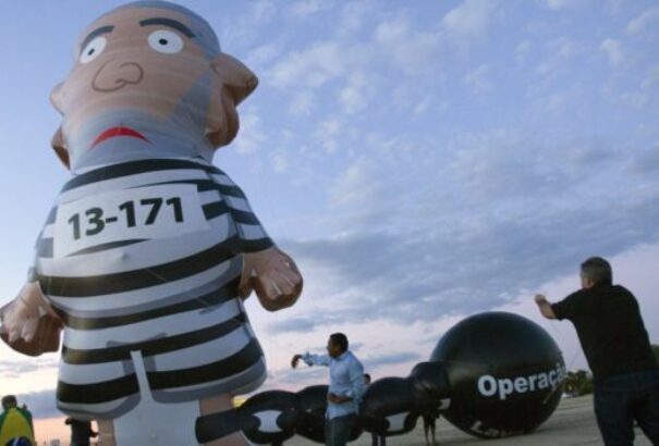 Korrupció vádjával állt bíróság elé az egykori brazil elnök