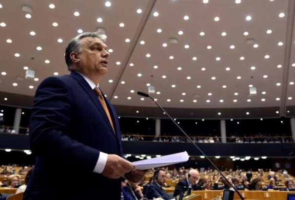 Ma is Magyarország lesz a fő téma az EP-ben. Bevetik az „atomfegyvert” Orbánék ellen?