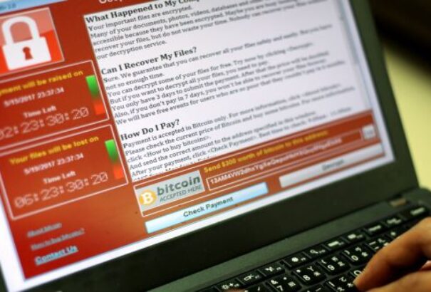 Hétfőn tovább terjedhet a zsarolóvírus