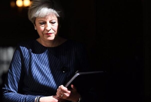 Brit választások – Elvesztette abszolút többségét a Konzervatív Párt