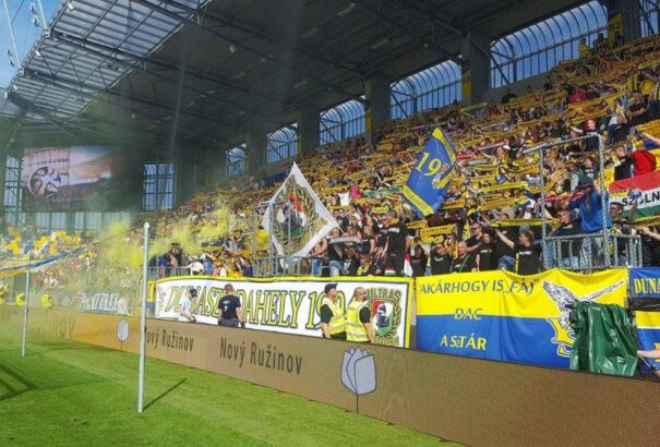 Szombaton labdába rúgnak a DAC szurkolói