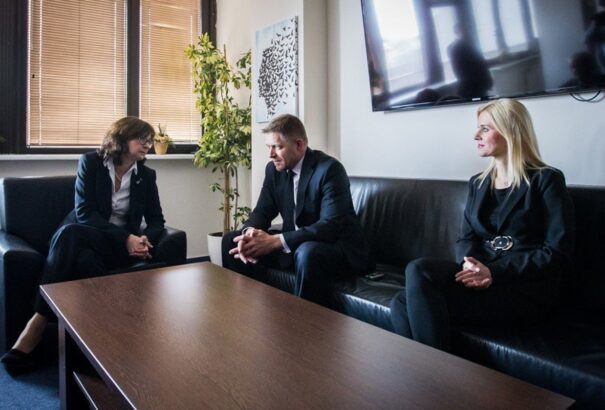 Az alku ára: Fico a saját jelöltjét nyomná le a Most-Híd torkán