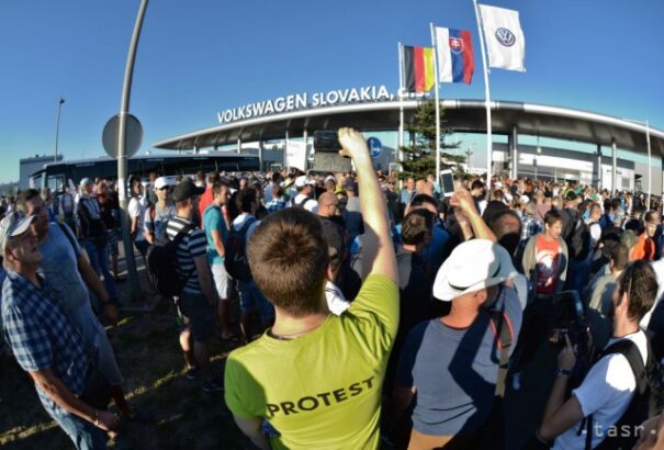 Elkezdődött a Volkswagen-dolgozók sztrájkja