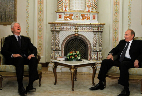 Putin: Egyszer felvetettem Clinton elnöknek, hogy Oroszország csatlakozna a NATO-hoz