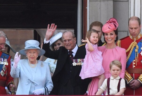 II. Erzsébet királynőt ünnepelték Londonban