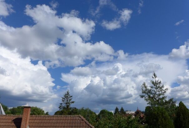 Fülledt meleg várható, csapadék is lesz hétfőn