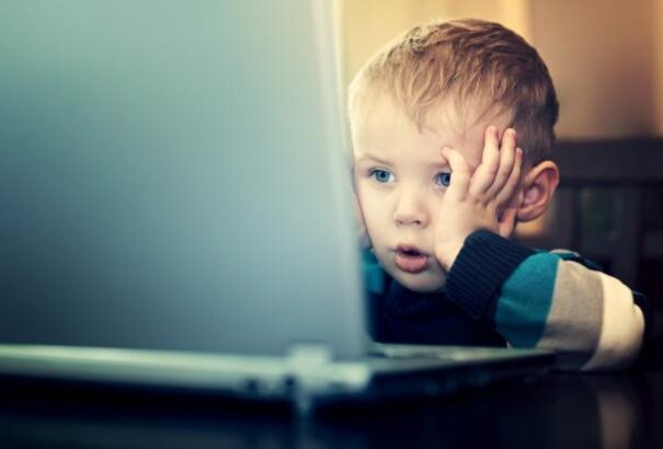 Jelentés a gyerekek számítógép-használati szokásairól