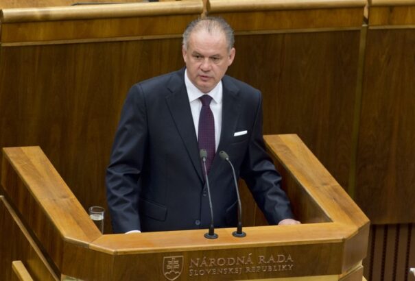 Kiska: Ne akarják bagatellizálni a fiatalok tüntetését!