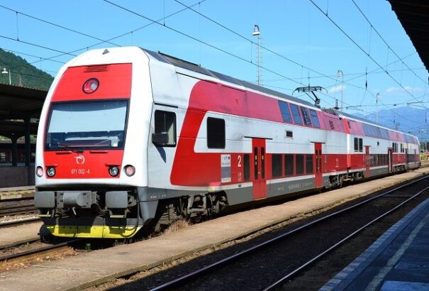 Már a közösségi oldalakon is tájékozódhatunk a rendkívüli vonatközlekedési hírekről