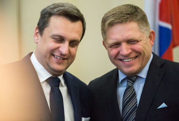 Danko kancellárja 600 ezer eurót költött egy hivatalnok brüsszeli kiküldetésére – a kórházak pénzéből