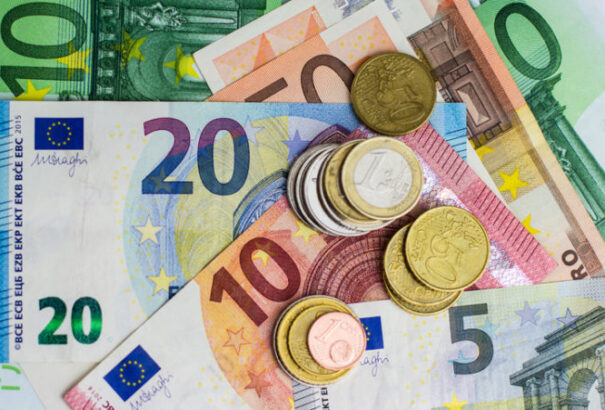 A kiskereskedelmi szektorban emelkedtek leginkább az átlagbérek