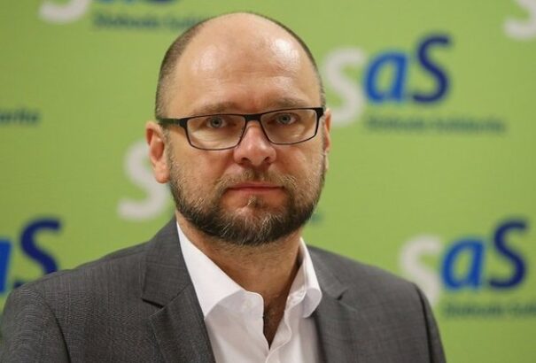 Richard Sulík: Együttérzünk a fiatalokkal