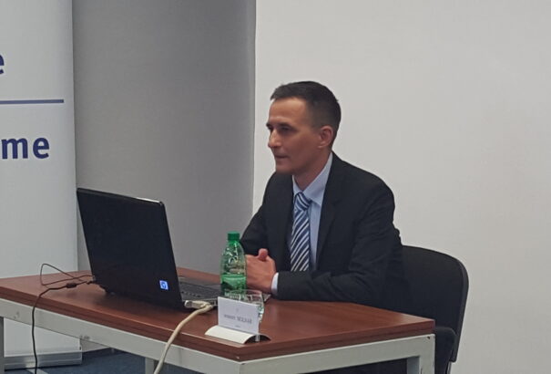 Nem ismétlődött meg a múlt: vegyespárti újságíró kerül a Kisebbségi Kulturális Alap élére