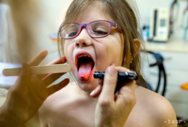 Ismert torokfájás elleni tablettát von ki a piacról a Gyógyszerfelügyelet