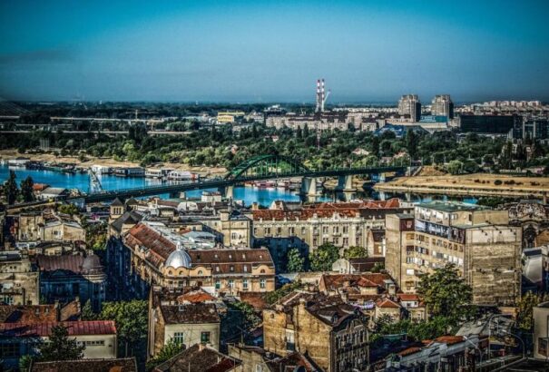 Szerb belügyminiszter: a visszatérő harcosok veszélyt jelenthetnek a Balkánra