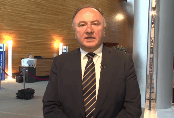 Csáky Pál: Kétsebességes Európa: elmozdulás a föderáció felé?