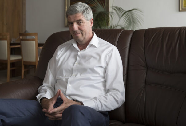 Hídvámot fizetünk Bugárnak