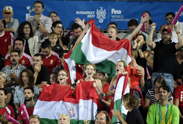 Vizes vb: Hosszú és Kenderesi lemaradt a dobogóról, Cseh Laci ezüstérmes