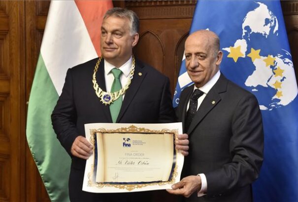 A FINA legrangosabb kitüntetését vette át Orbán Viktor