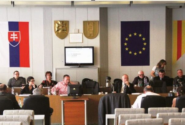 Aláírásgyűjtés indult a demokratikusabb önkormányzatiság érdekében