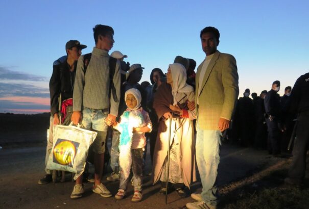 Újabb migránsáradat: Ausztria olasz határszakaszának ellenőrzésére és kerítésépítésre készül